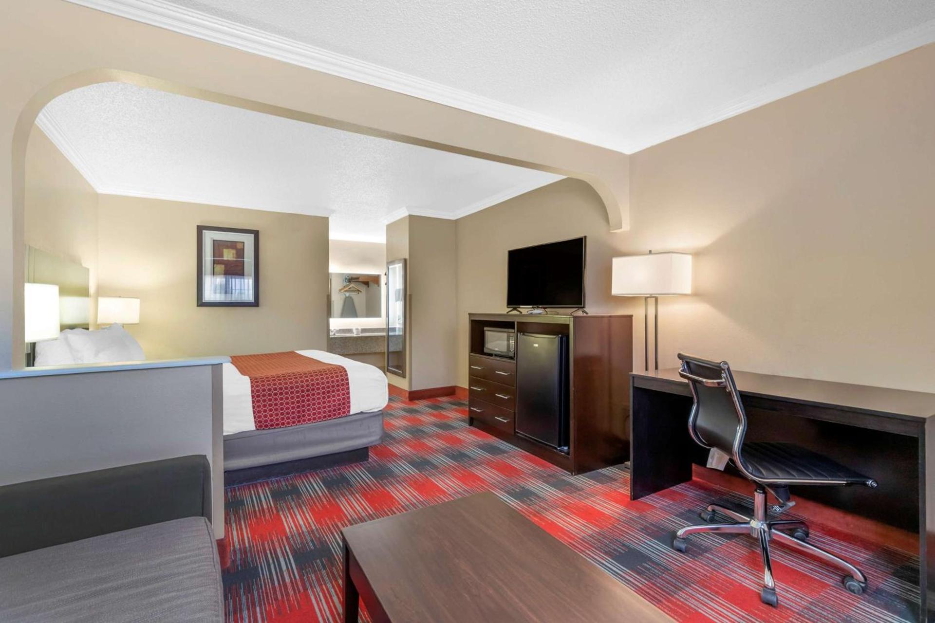 Best Western Brady Inn photo 5
