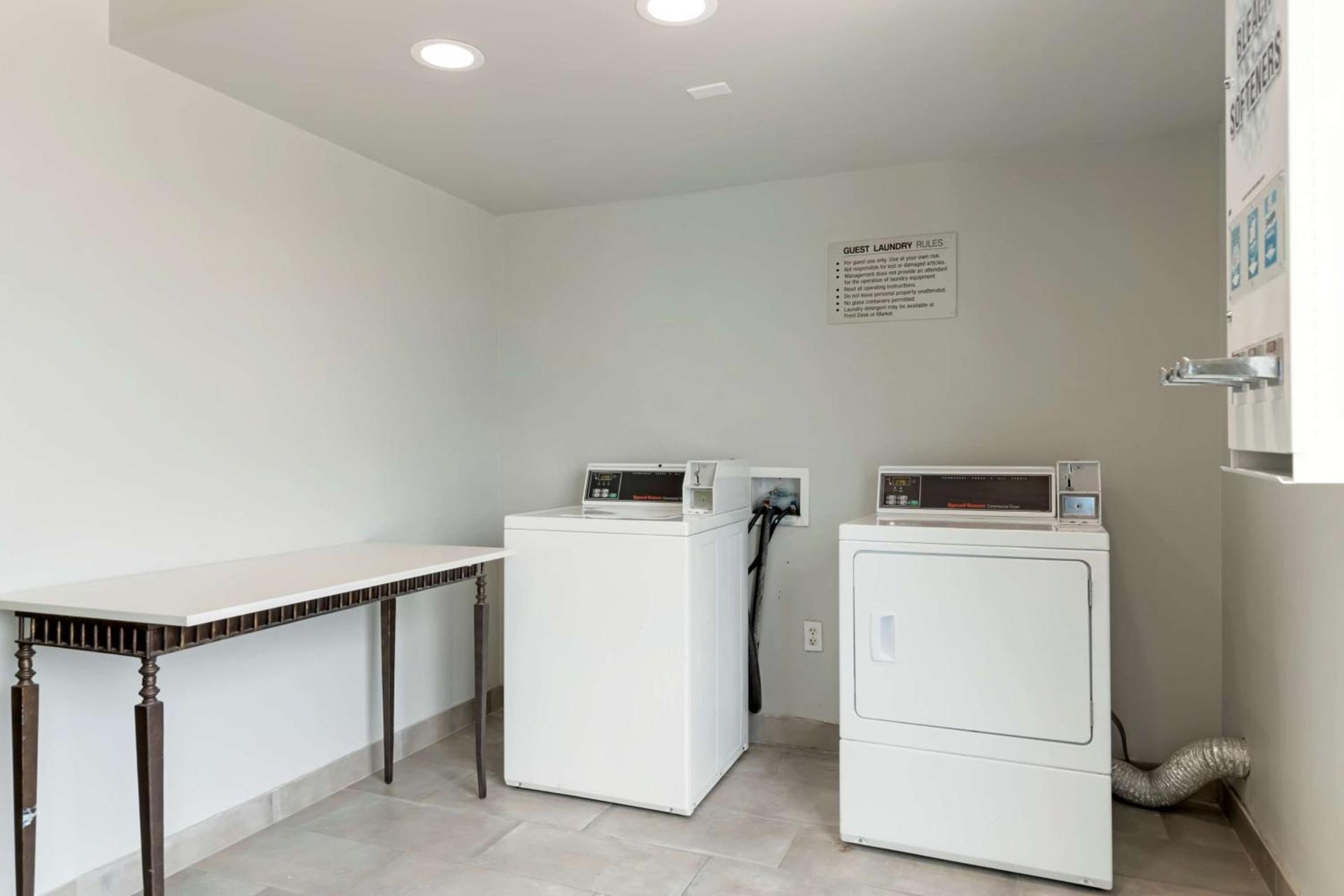 Best Western Plus McAllen Airport Hotel photo 28