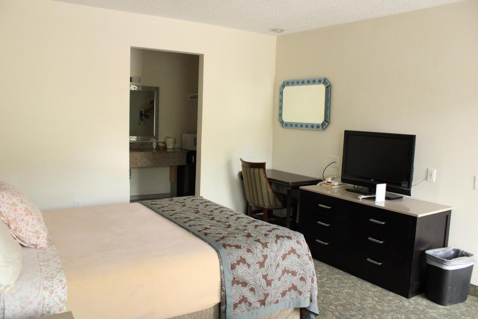 American Travel Inn photo 5