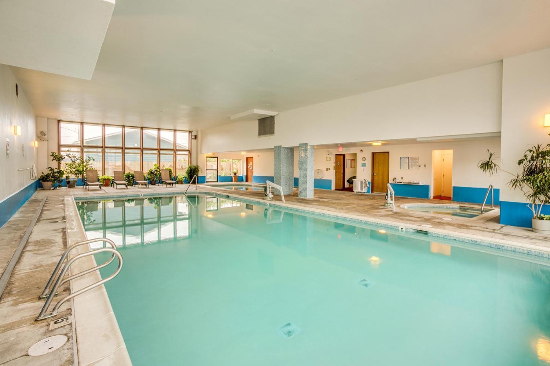 Adobe Resort photo 4