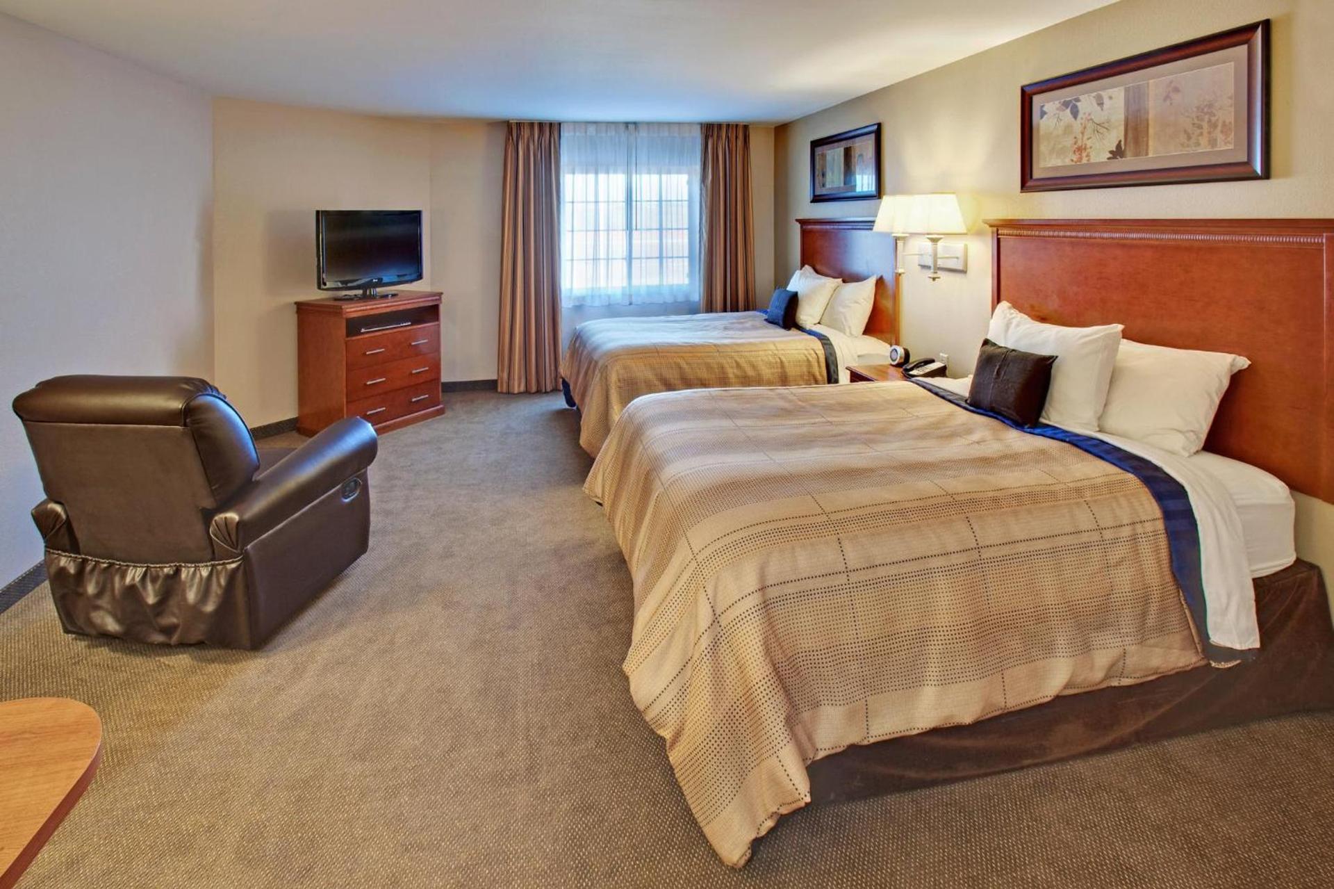 Candlewood Suites Williston by IHG photo 4