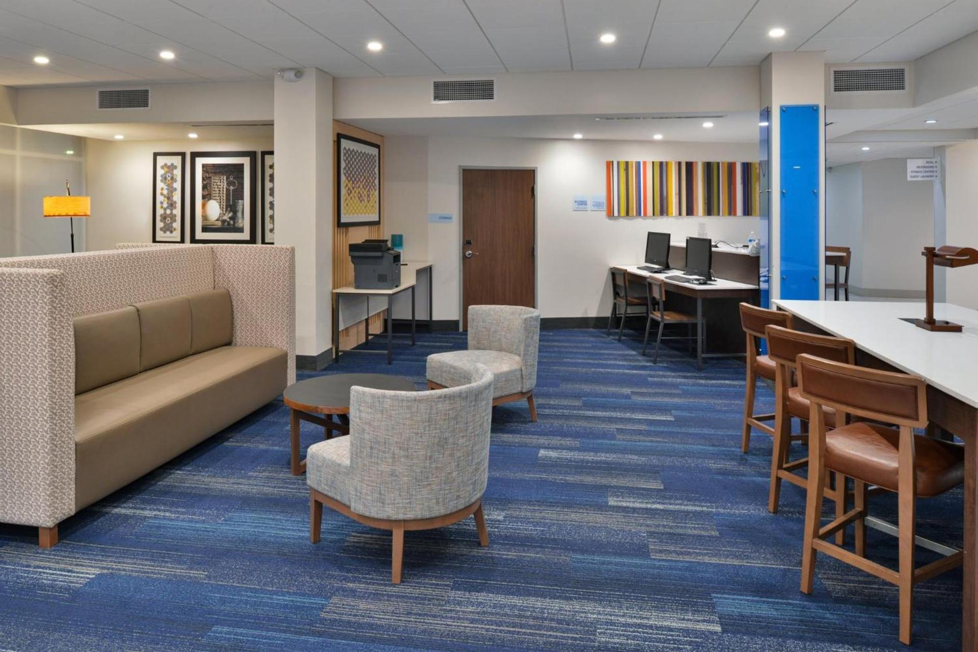 Holiday Inn Express Orlando - South Park by IHG photo 69