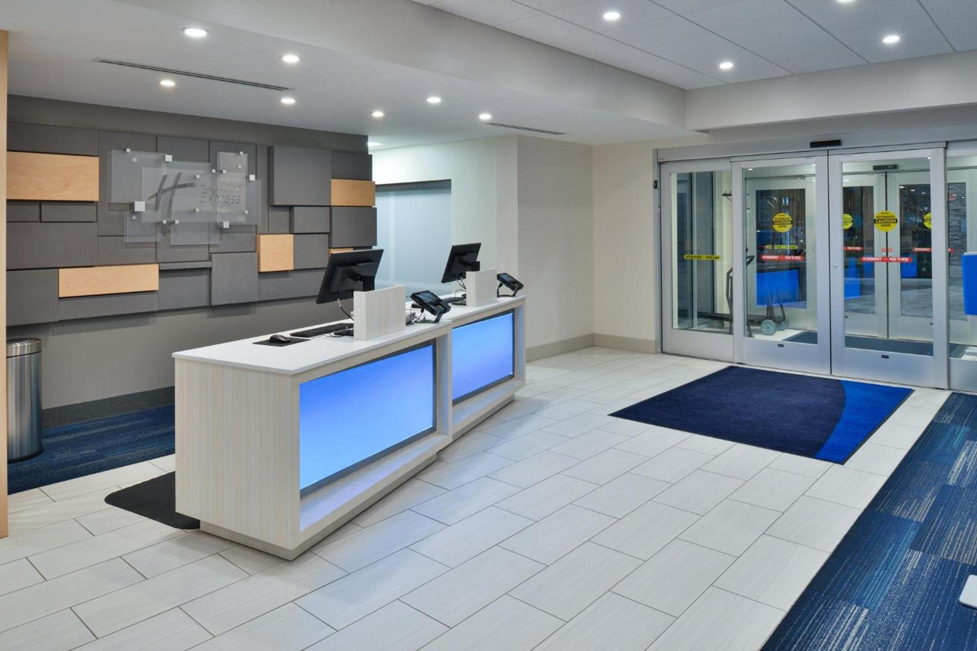 Holiday Inn Express Orlando - South Park by IHG photo 68