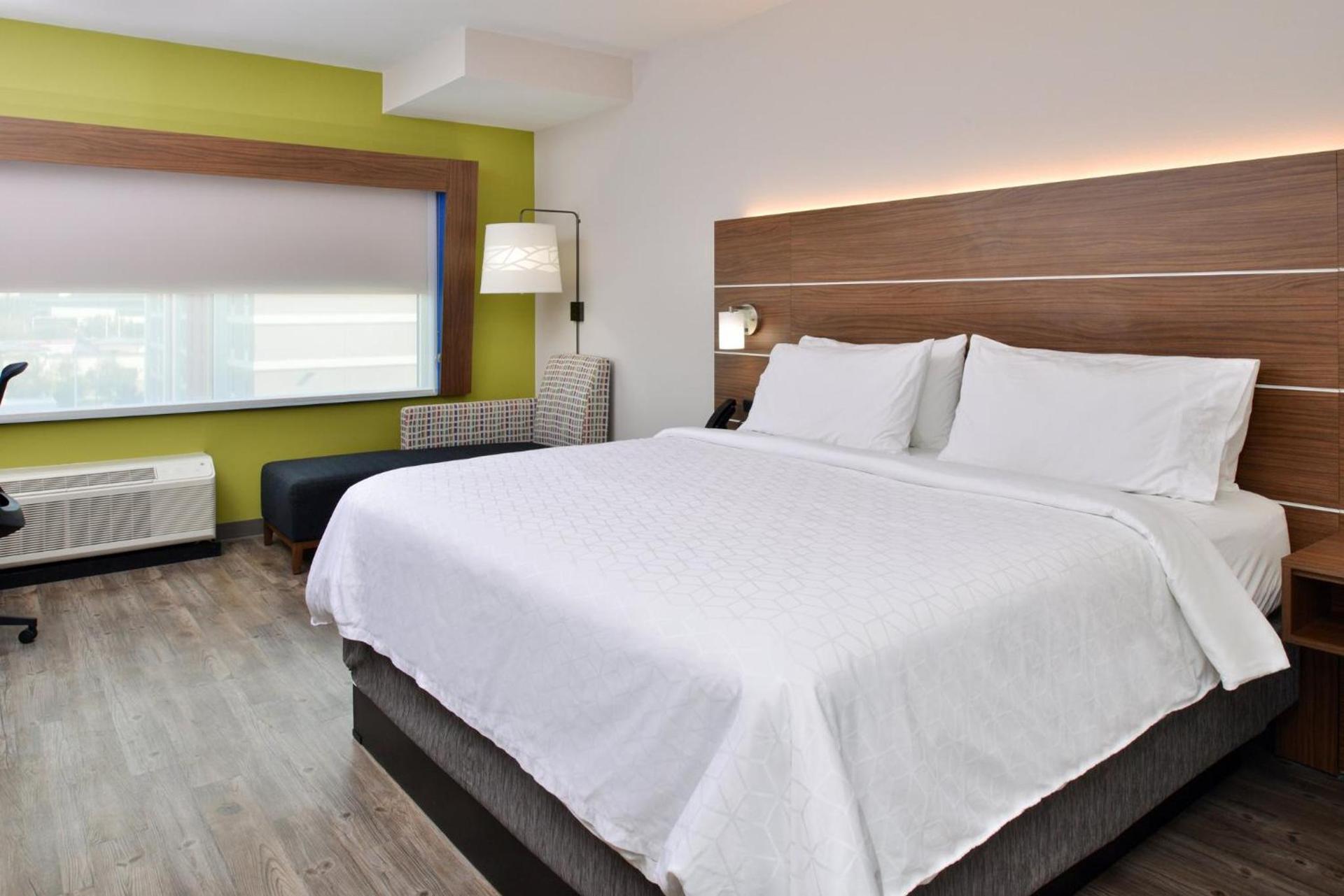 Holiday Inn Express Orlando - South Park by IHG photo 92