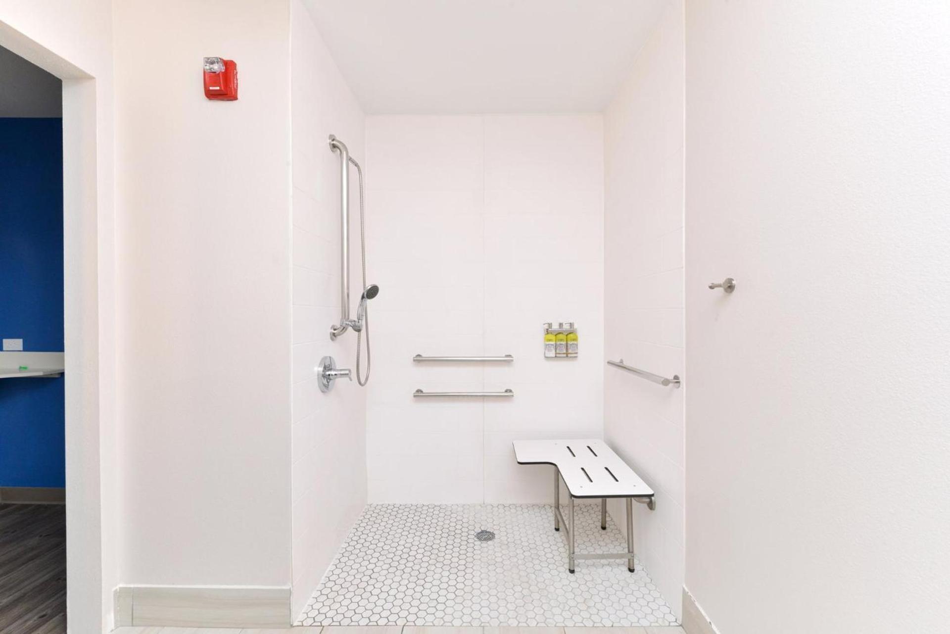 Holiday Inn Express Orlando - South Park by IHG photo 75