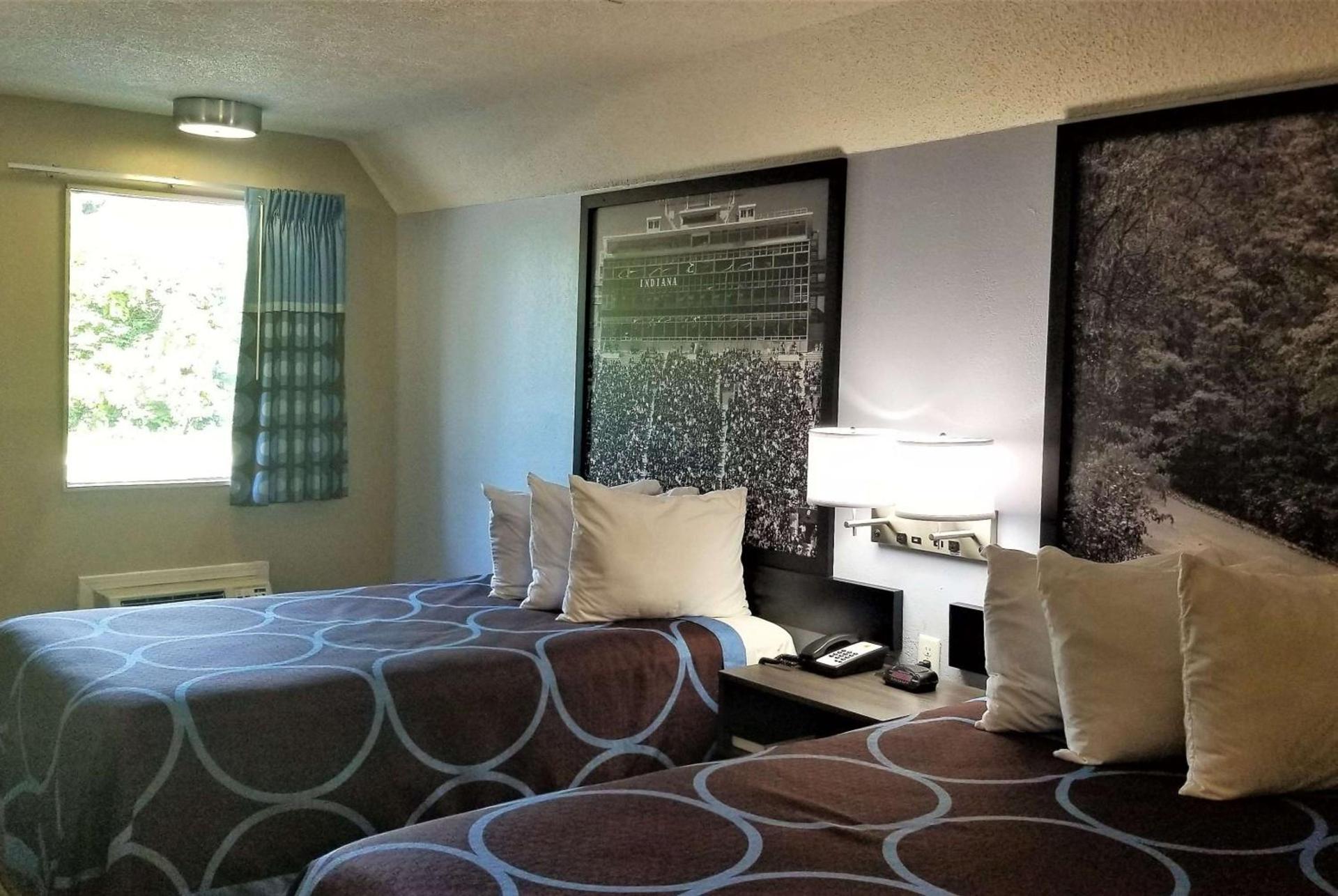 Super 8 by Wyndham Brownsburg photo 30