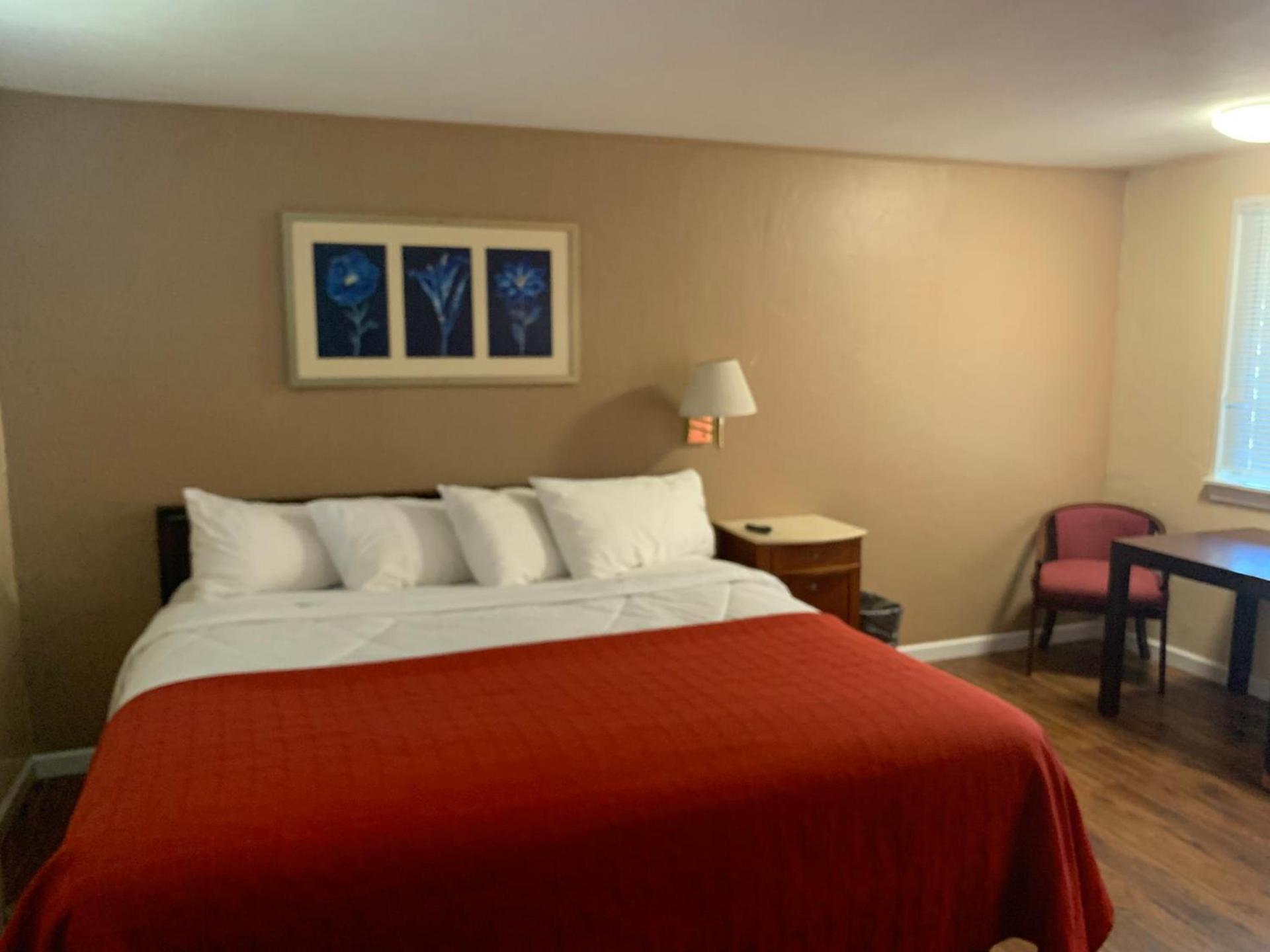 Beachway Motel photo 22