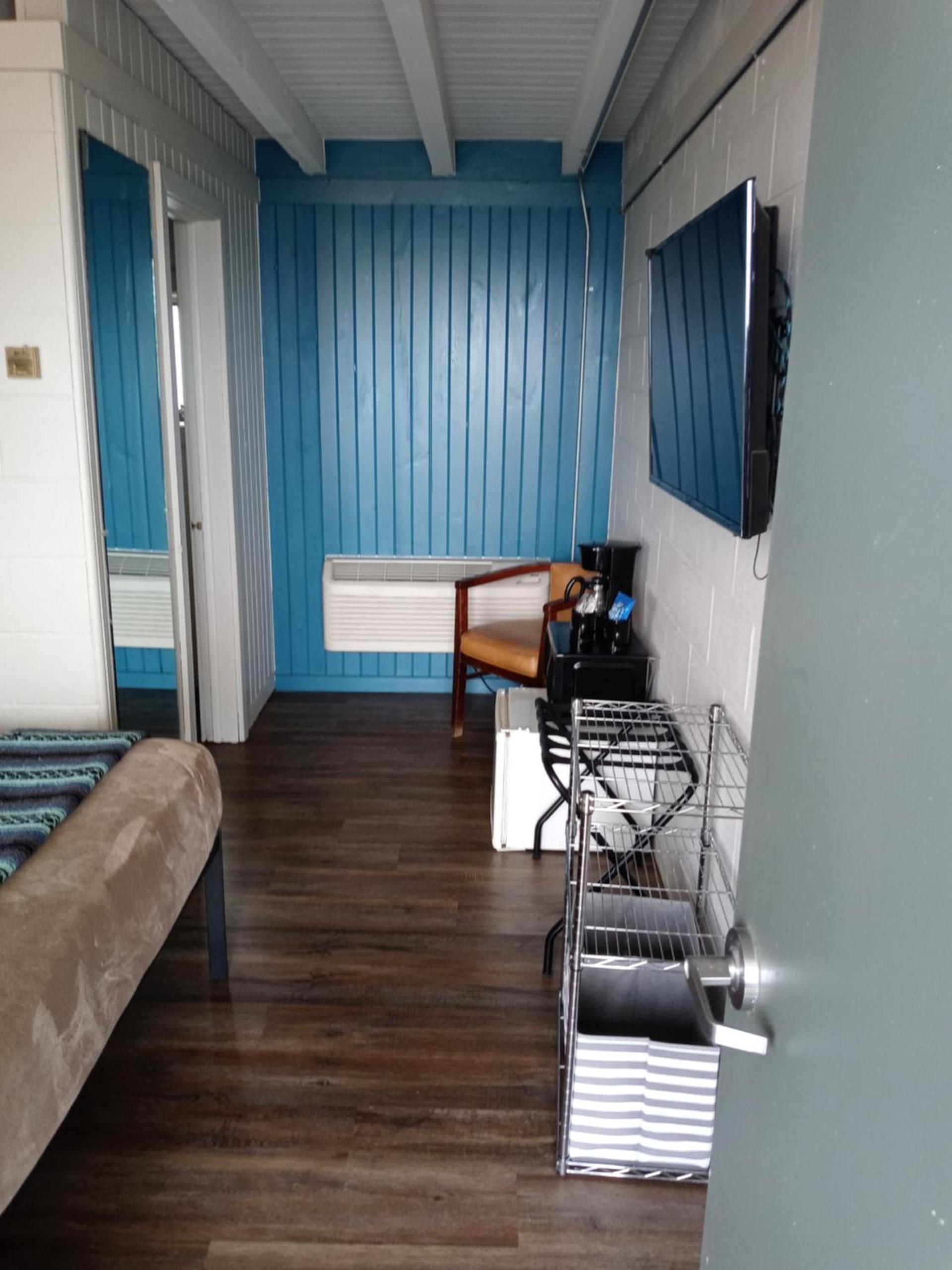The Cedar Motel photo 4