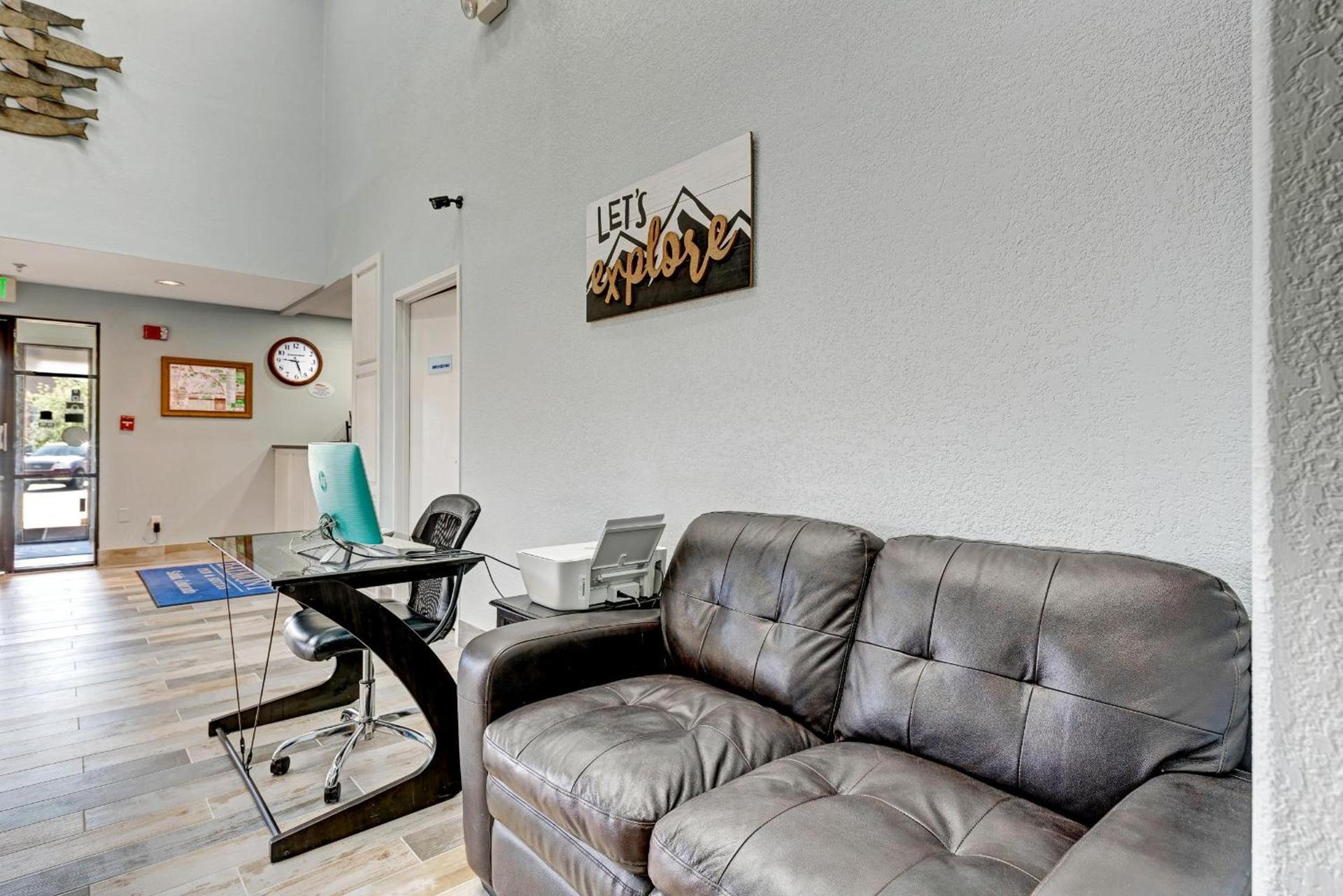 Baymont by Wyndham Salida photo 89