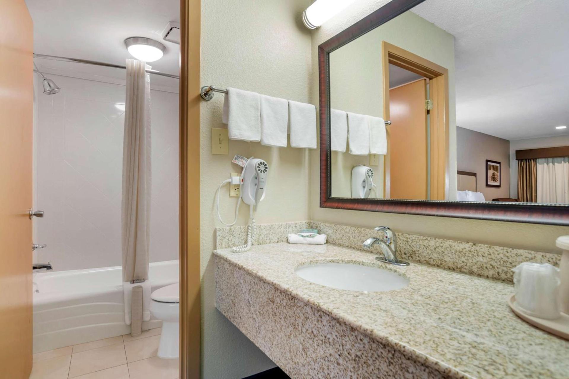 Best Western Vicksburg photo 19