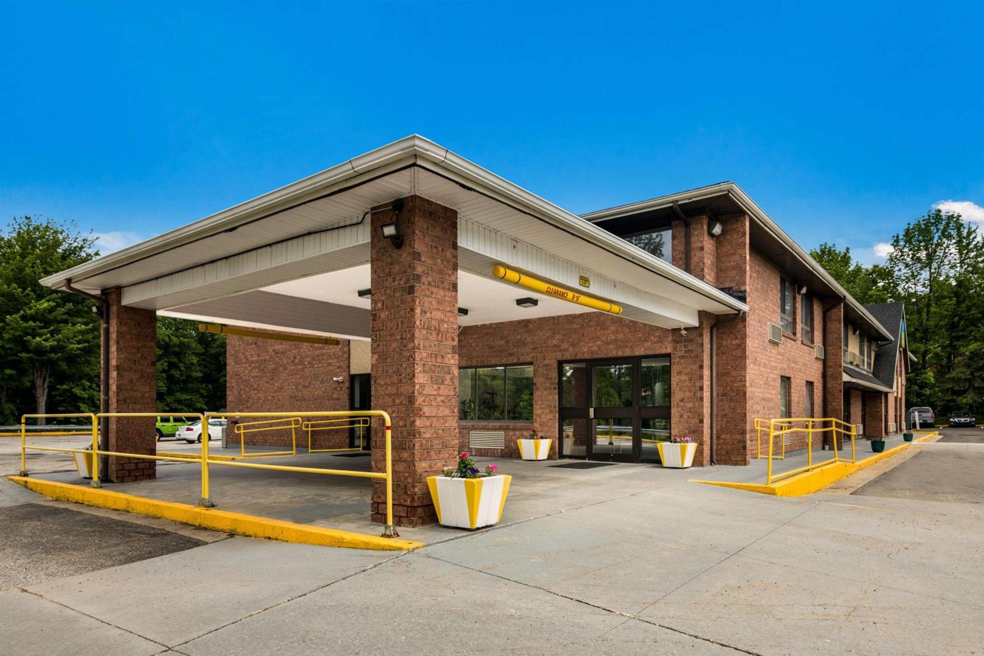 SureStay by Best Western Lewiston Auburn Area photo 11