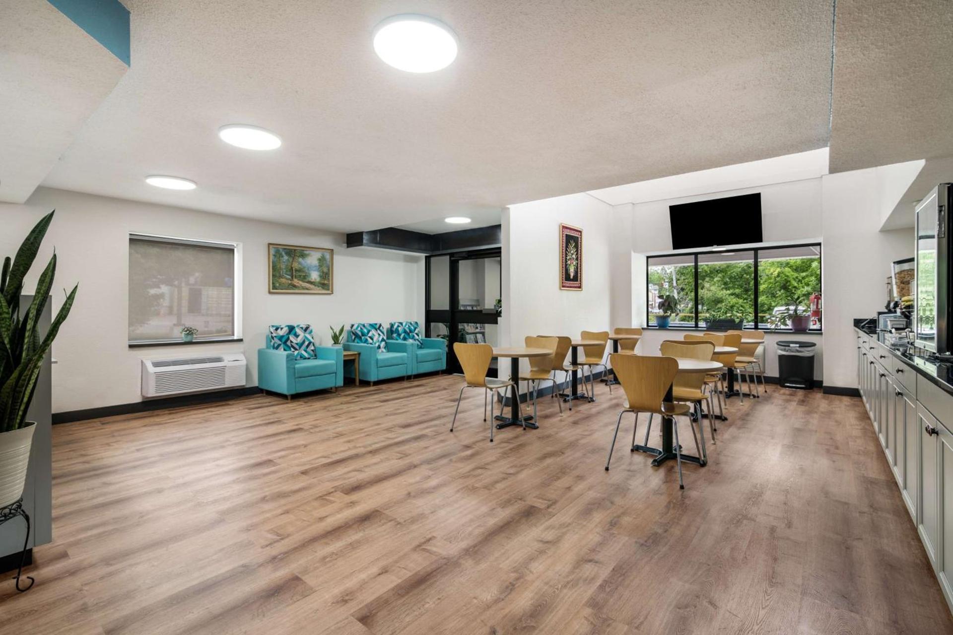 SureStay by Best Western Lewiston Auburn Area photo 7
