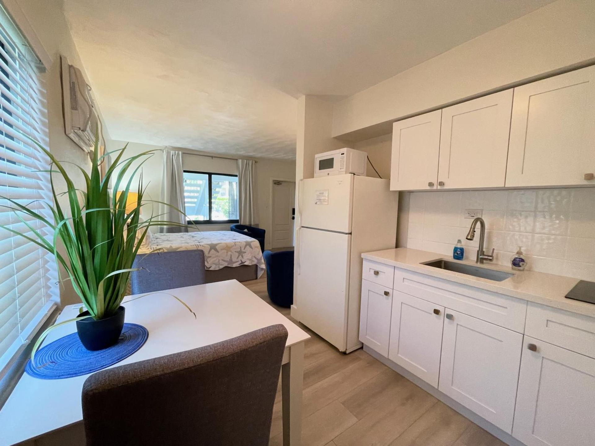 Tropic Isle Beach Resort photo 50