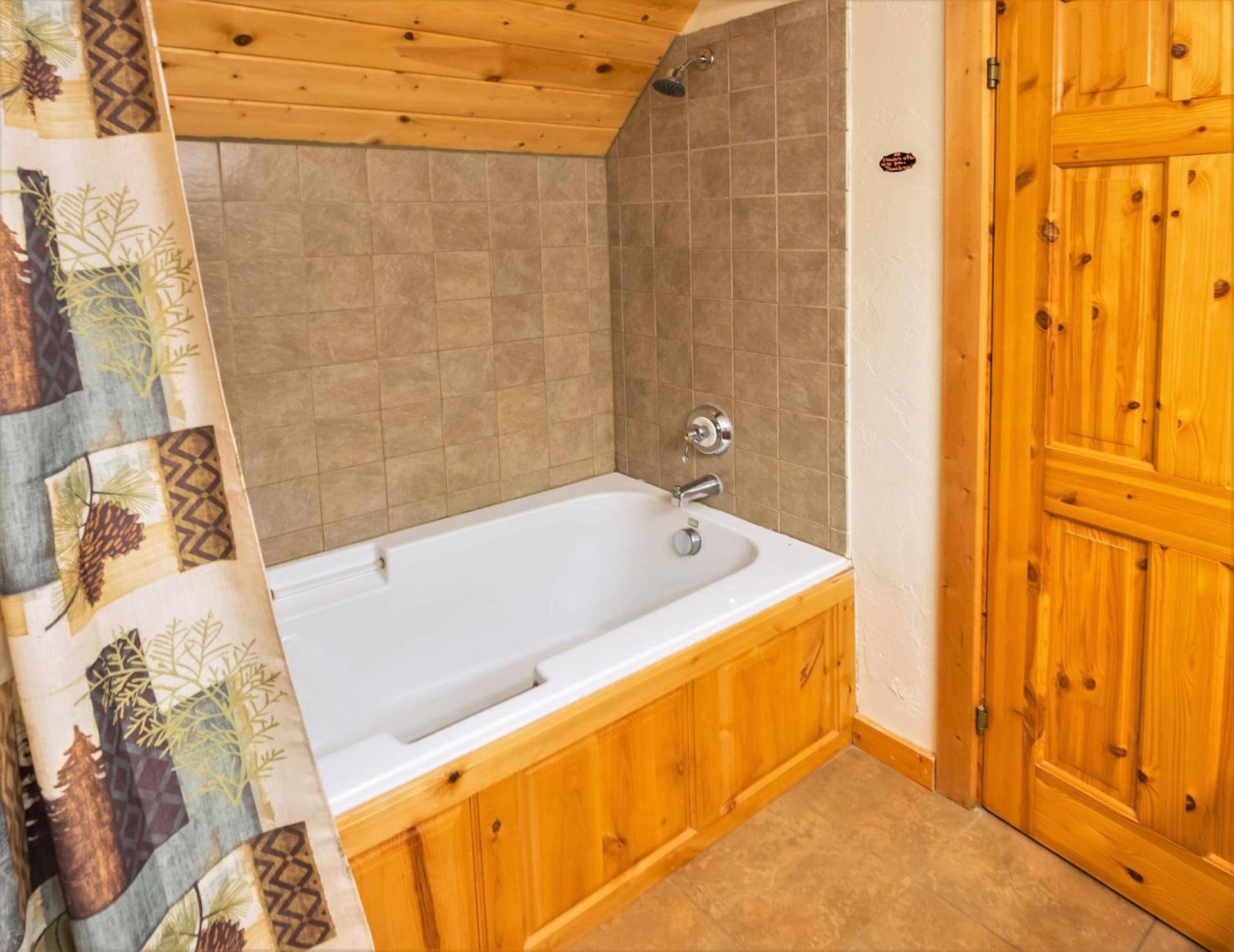 The Hideaway Lodge photo 58