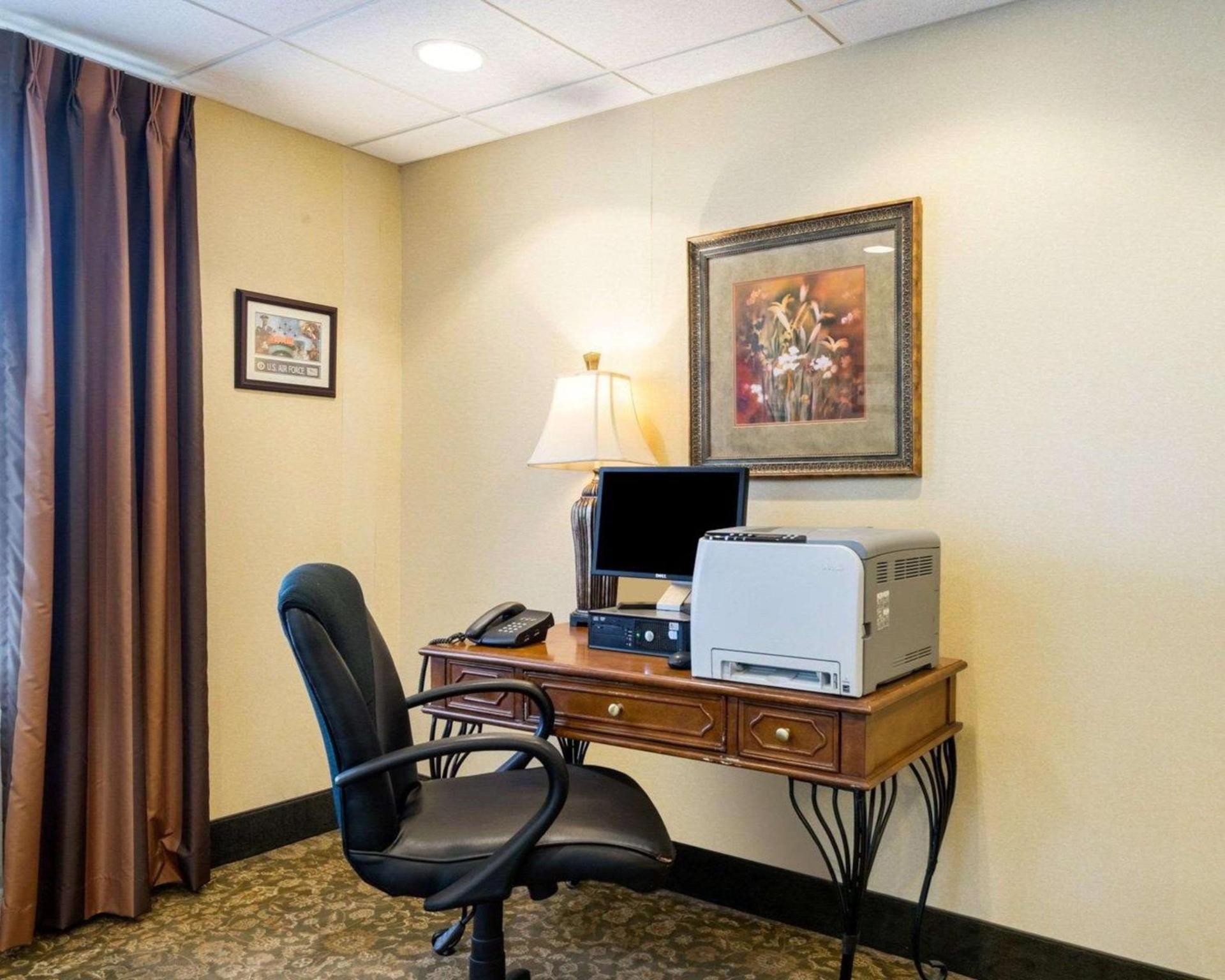 Mainstay Suites Dover photo 25