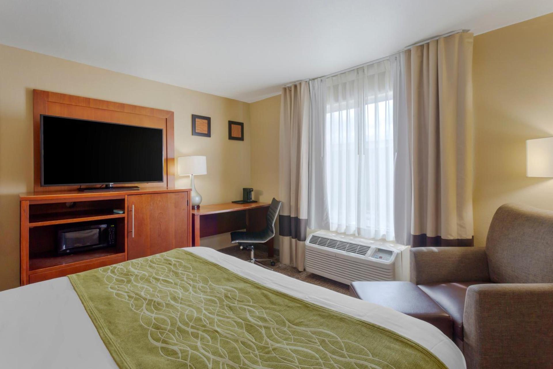 Comfort Inn & Suites Woods Cross - Salt Lake City North photo 61