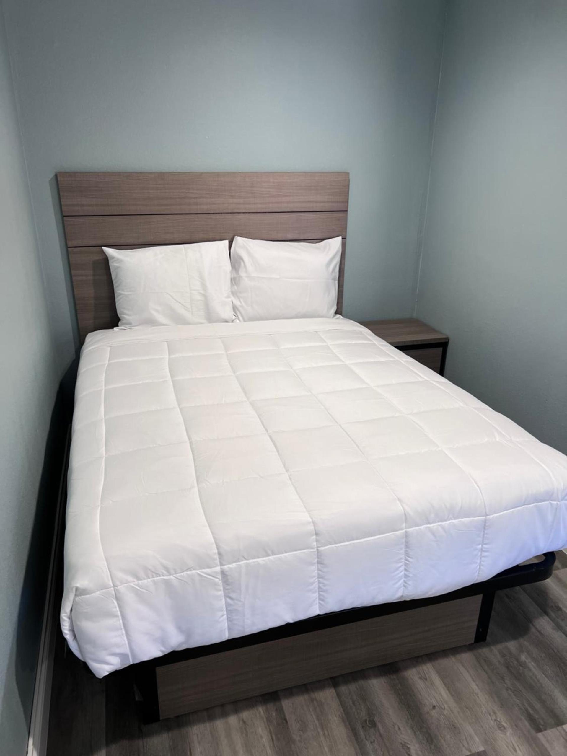 Surf City Inn & Suites photo 49