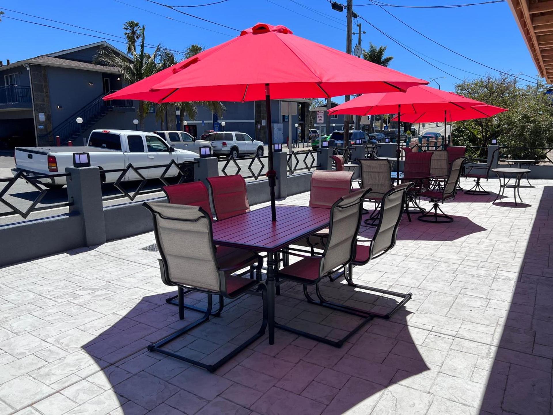 Surf City Inn & Suites photo 8