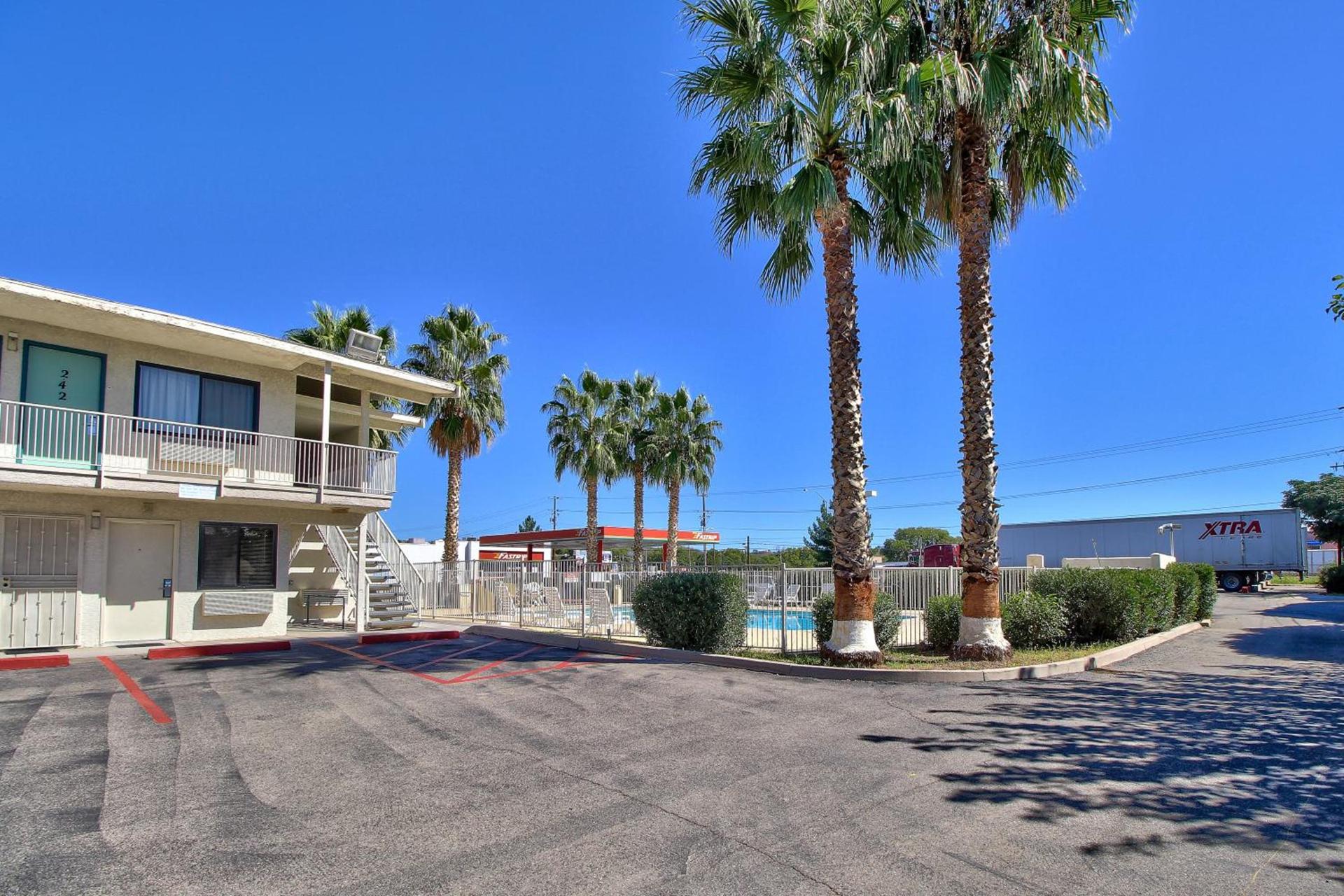 Motel 6-Nogales, AZ - Mariposa Road photo 32