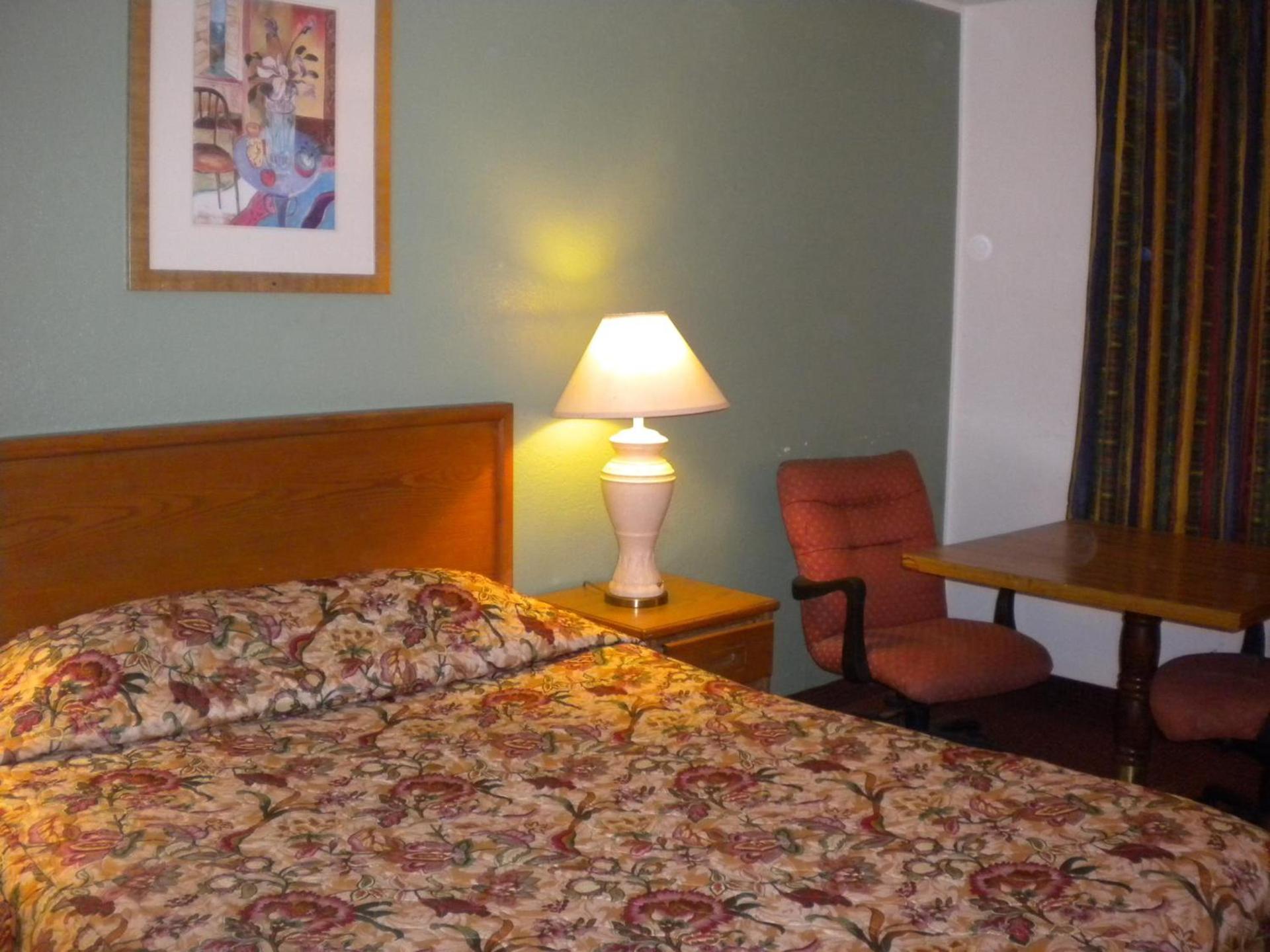 Wasco Inn photo 23