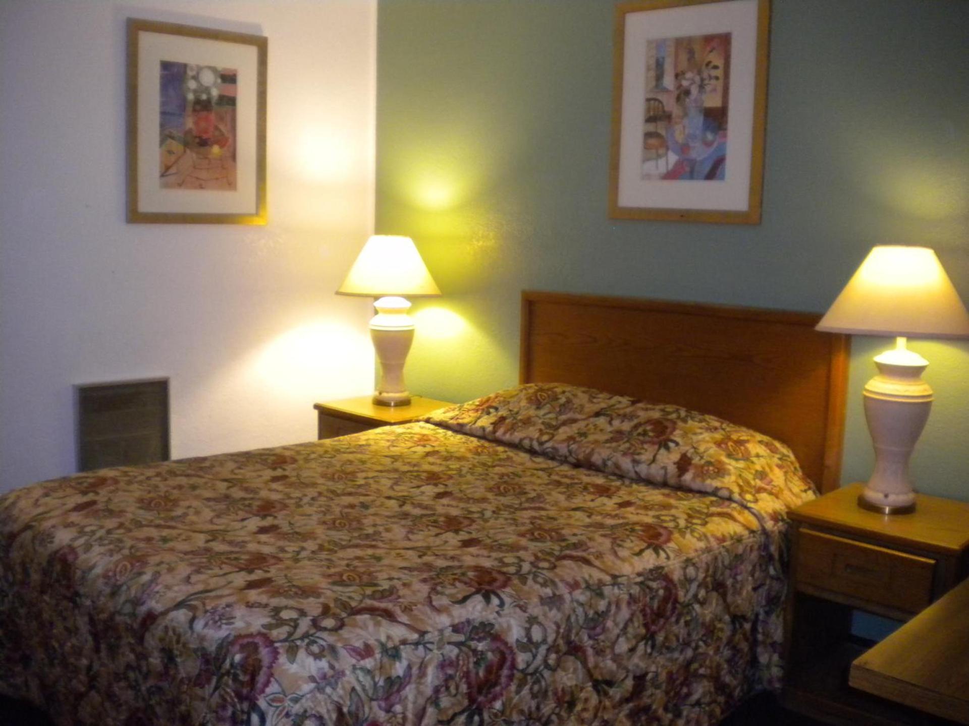 Wasco Inn photo 17