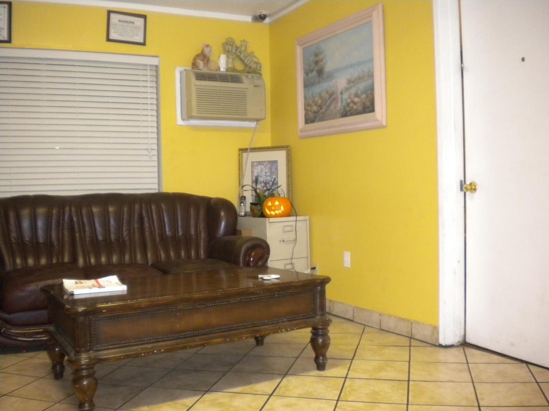 Wasco Inn photo 21