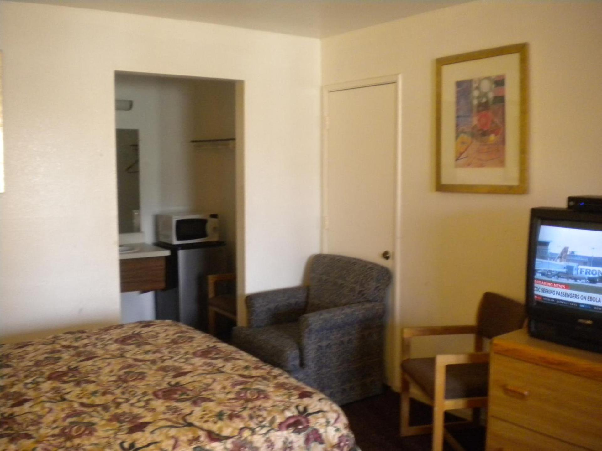 Wasco Inn photo 19