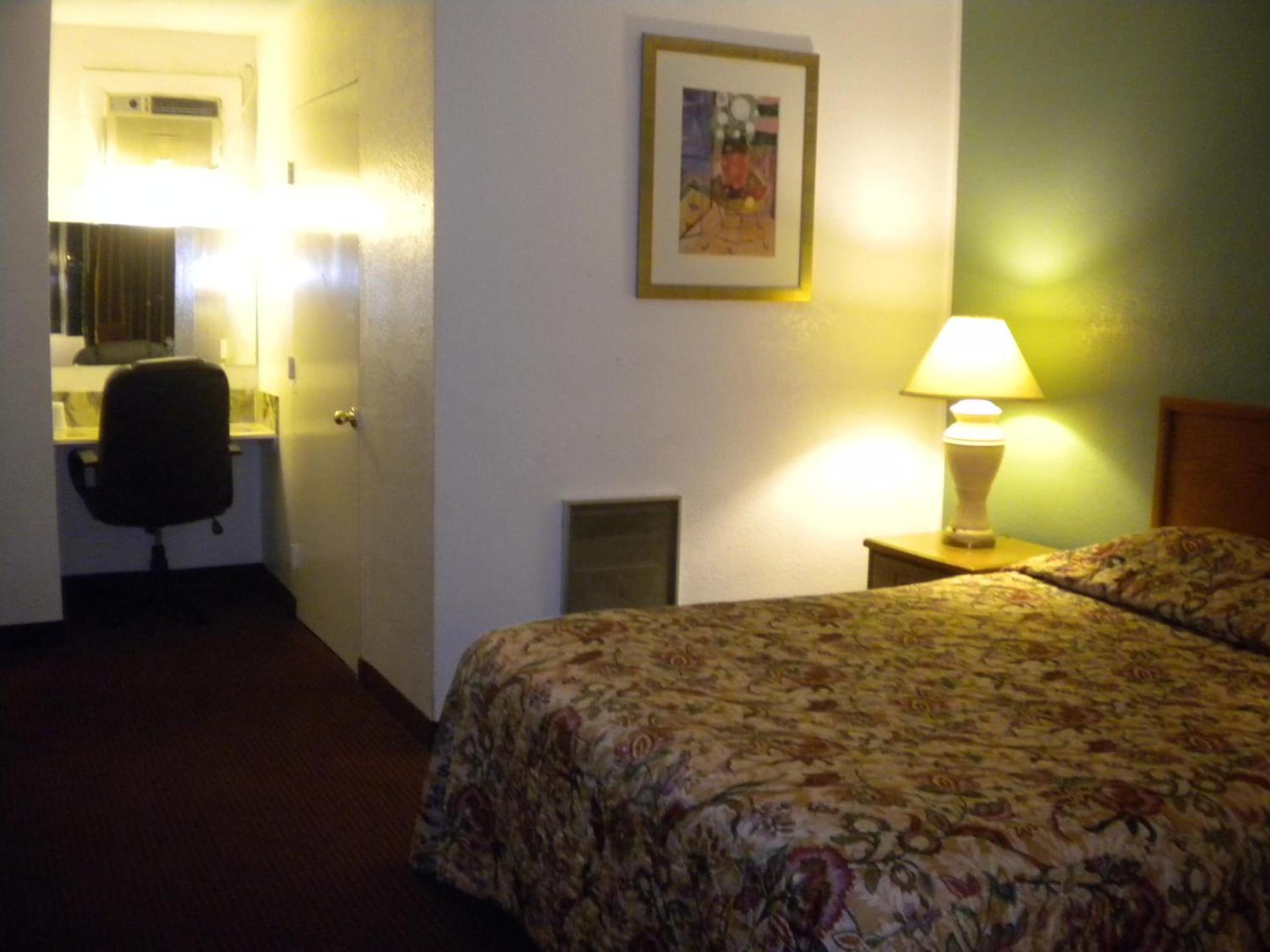 Wasco Inn photo 18