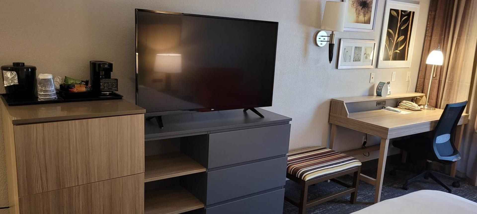 Country Inn & Suites by Radisson, Canton, GA photo 40