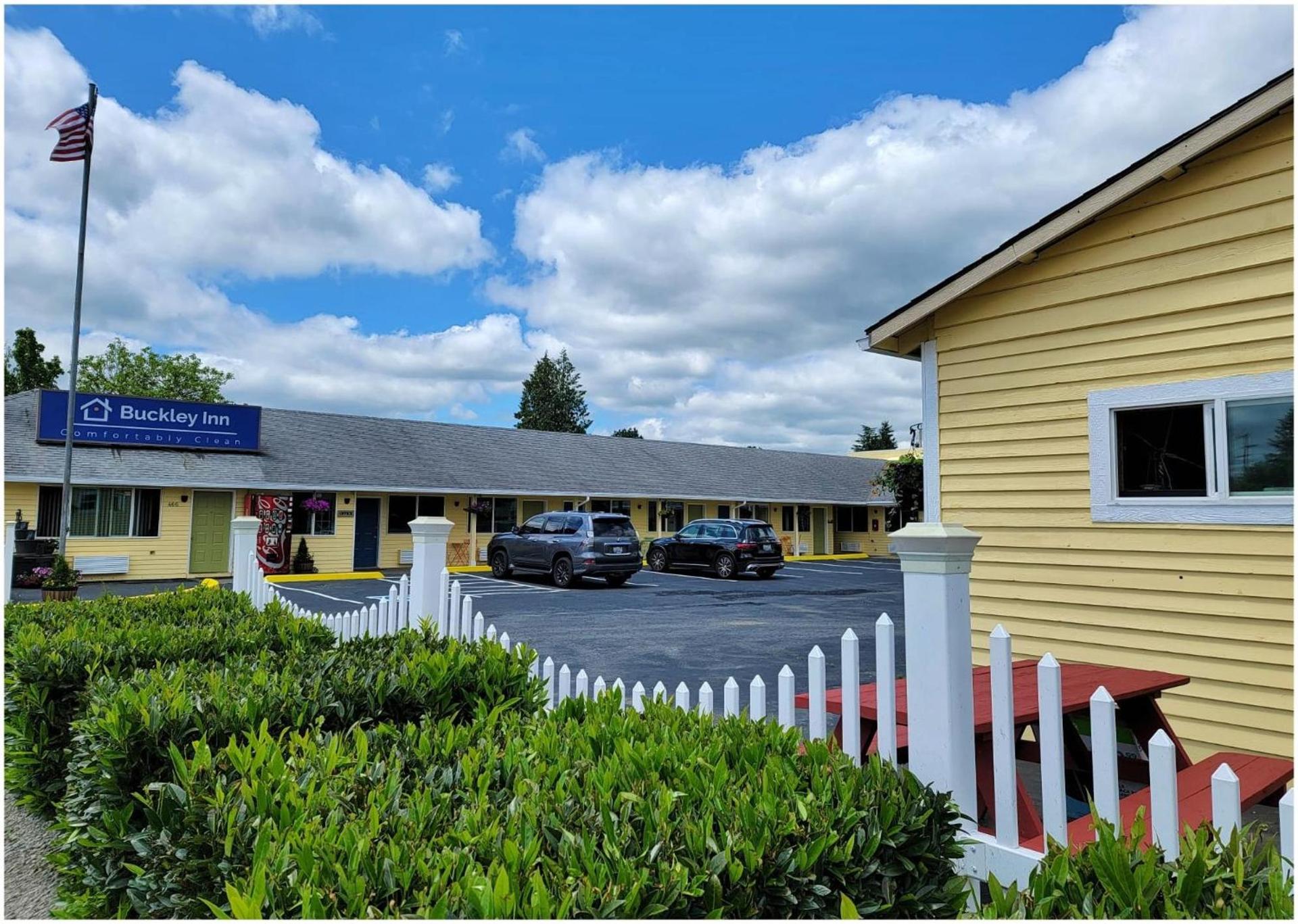 Buckley Inn photo 1
