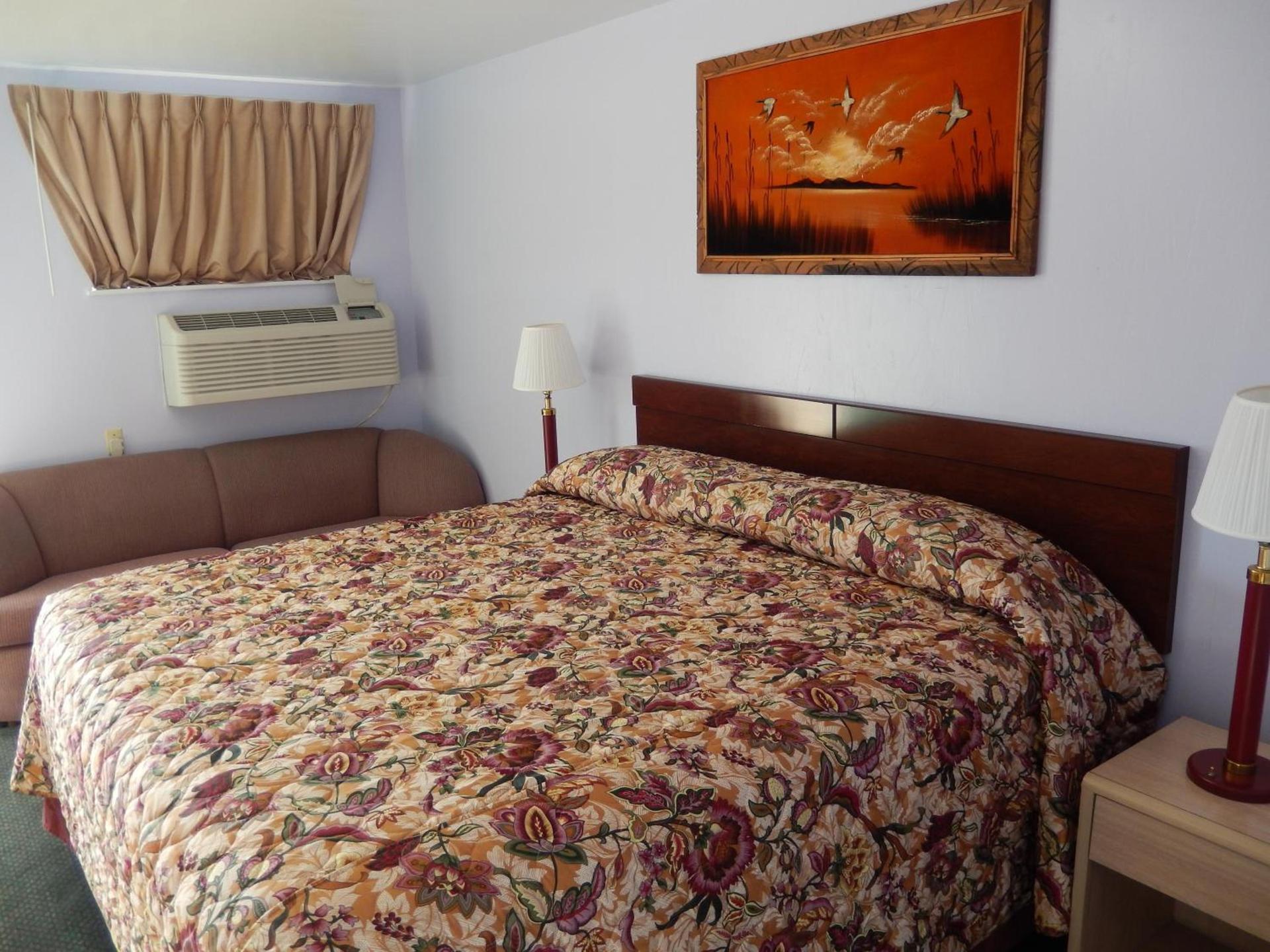 Townsman Motel photo 6