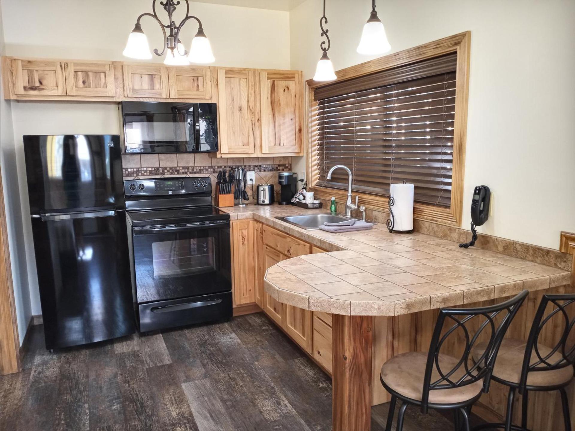 Yellowstone Riverside Cottages photo 78