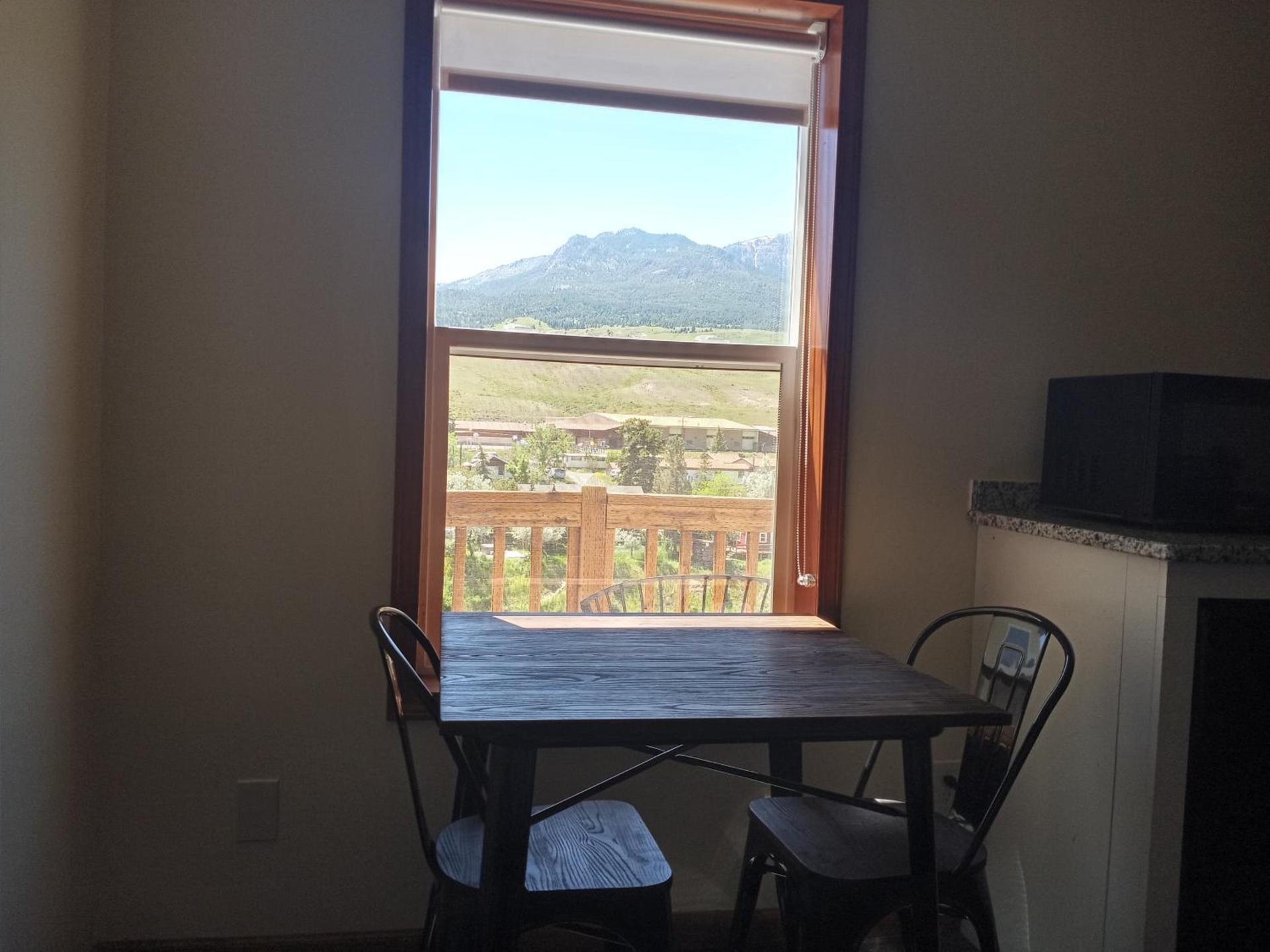 Yellowstone Riverside Cottages photo 86