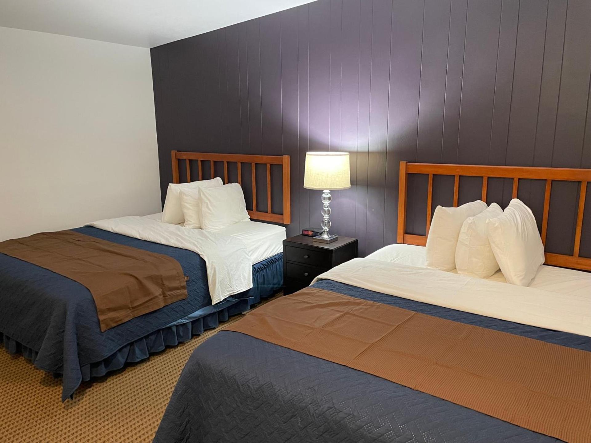 Valley Hi Hotel photo 20
