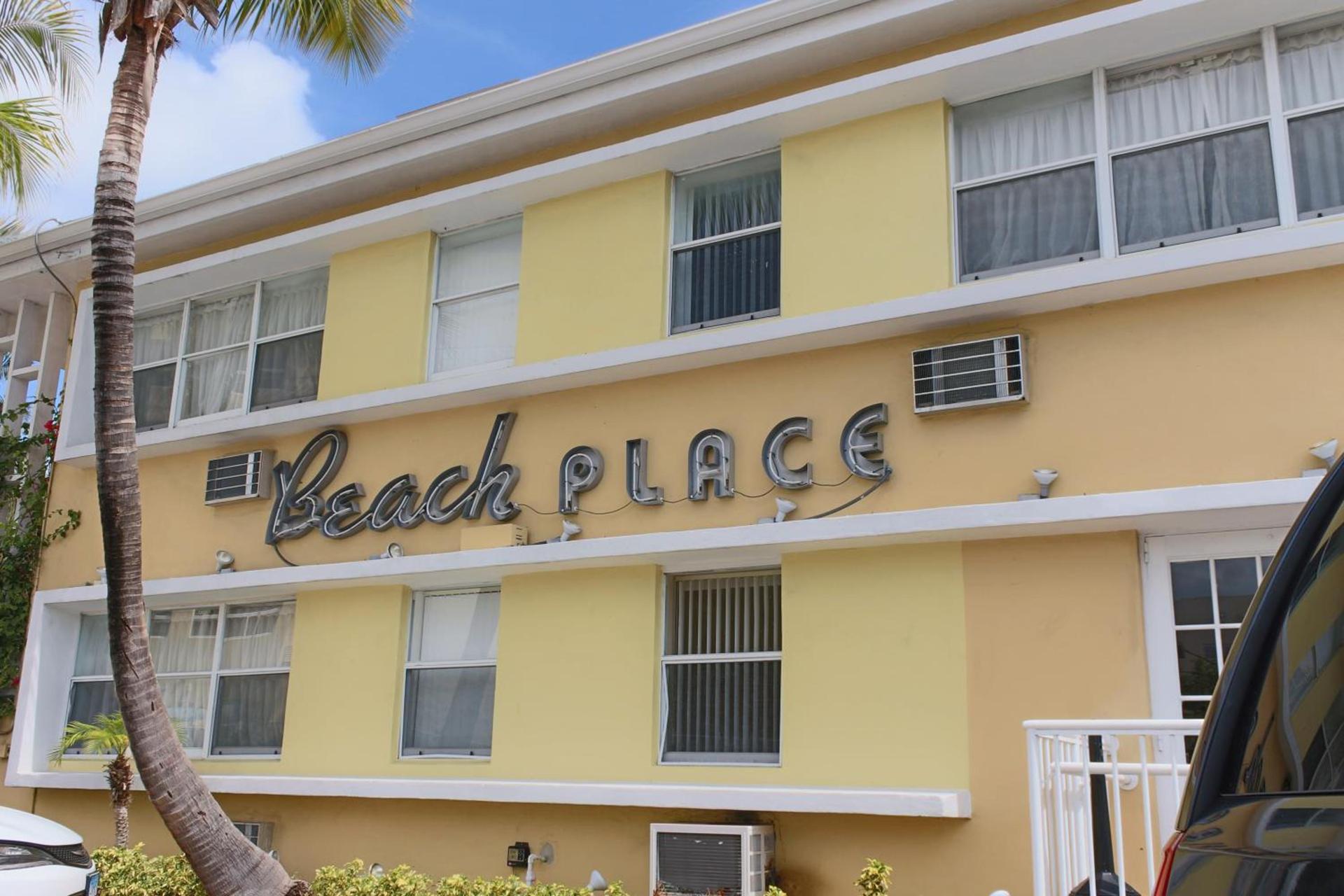 Beach Place Hotel photo 61