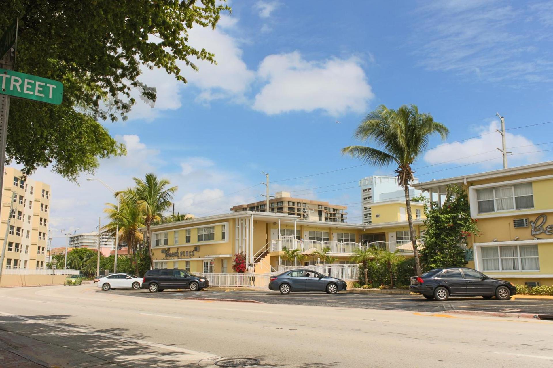 Beach Place Hotel photo 71