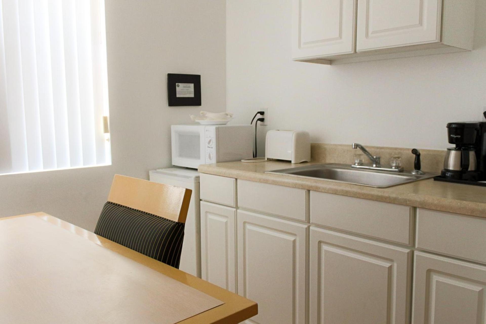 Beach Place Hotel photo 66