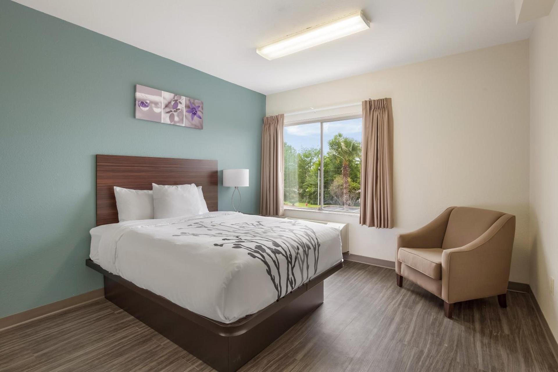 Sleep Inn & Suites Foley - Gulf Shores North photo 51