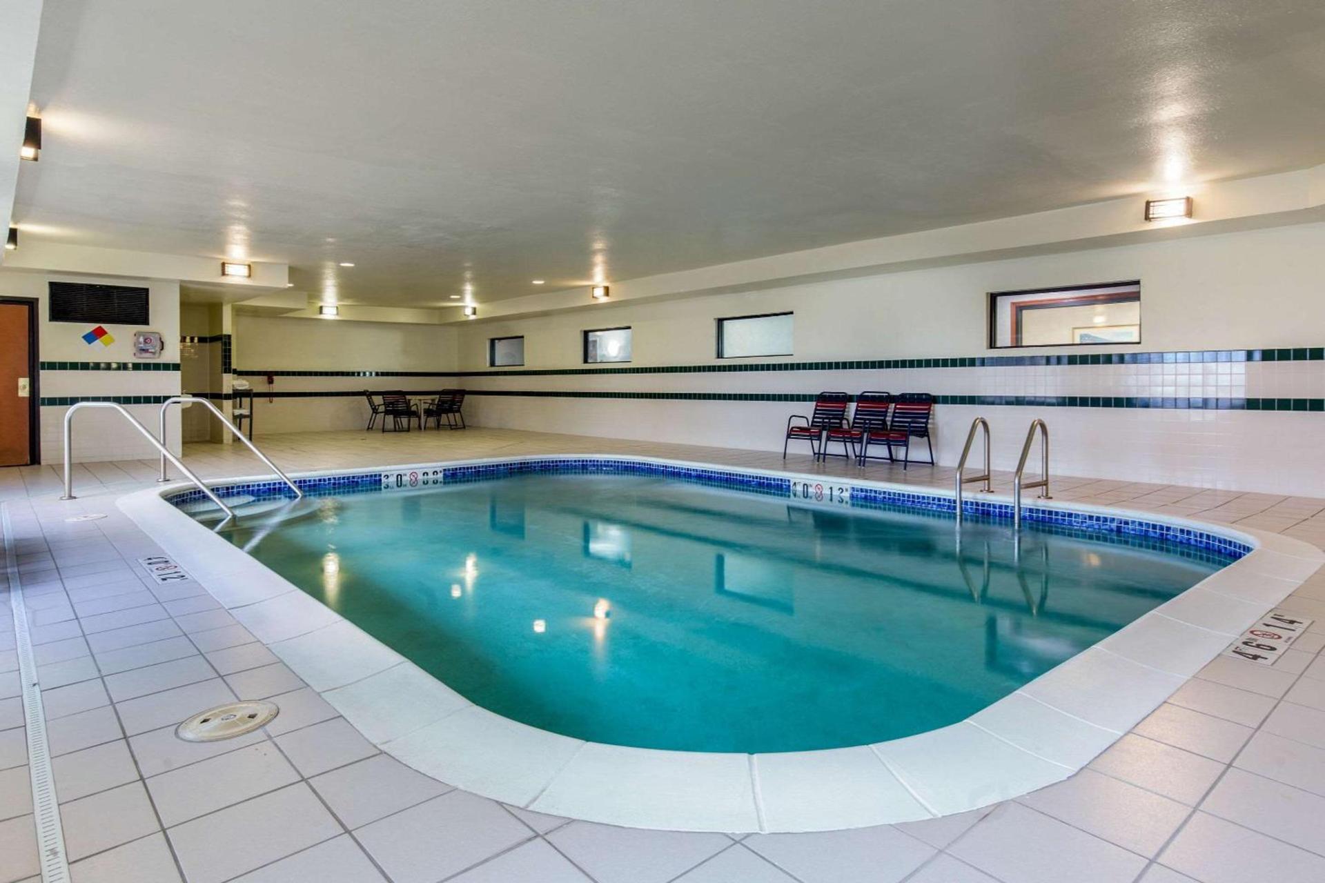 Comfort Inn & Suites Decatur-Forsyth photo 7