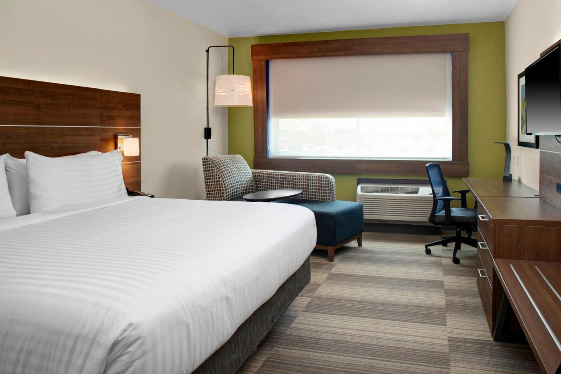 Holiday Inn Express & Suites - Houston NW - Cypress Grand Pky by IHG photo 45