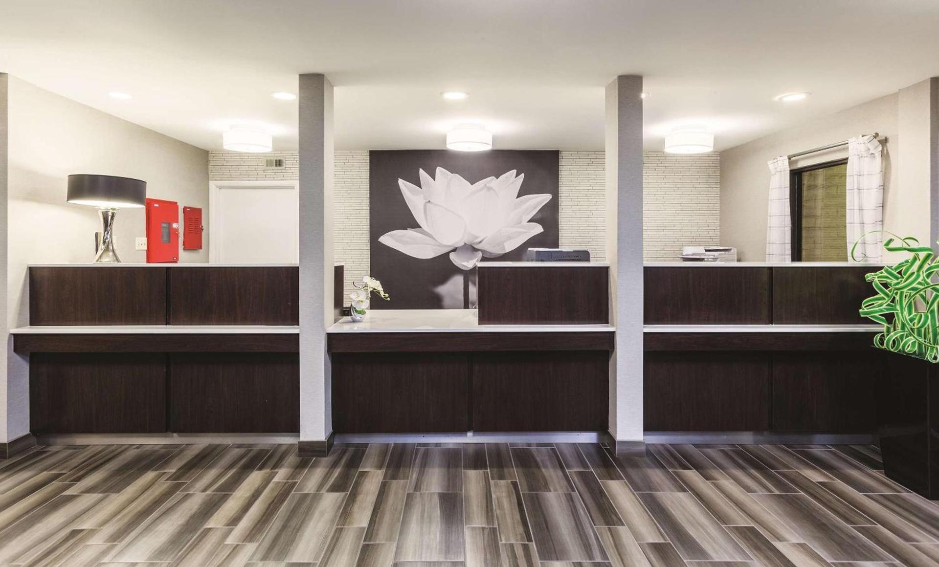 La Quinta Inn by Wyndham Tucson East photo 34