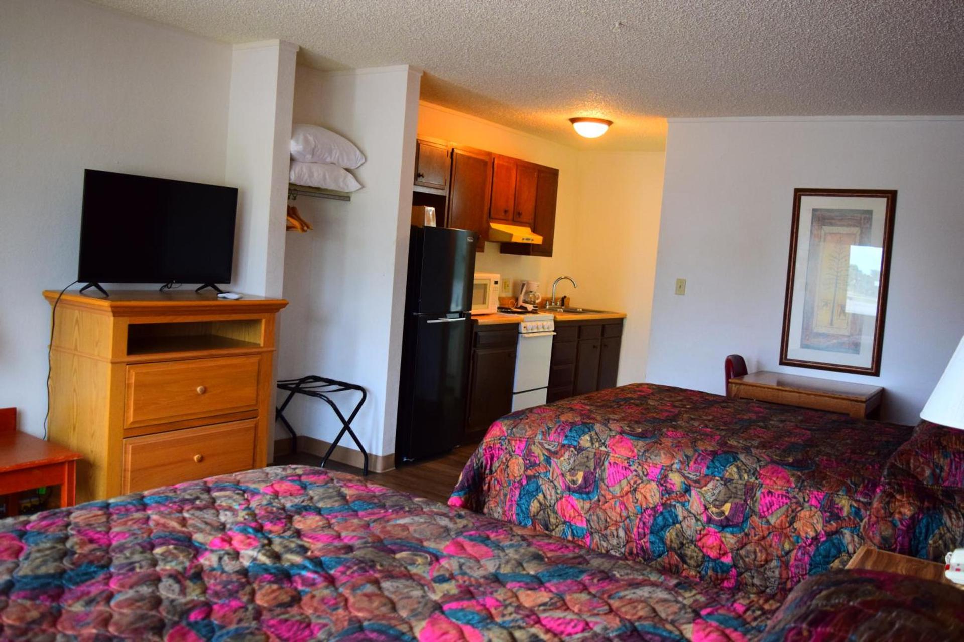 Super 8 by Wyndham Newcastle photo 22