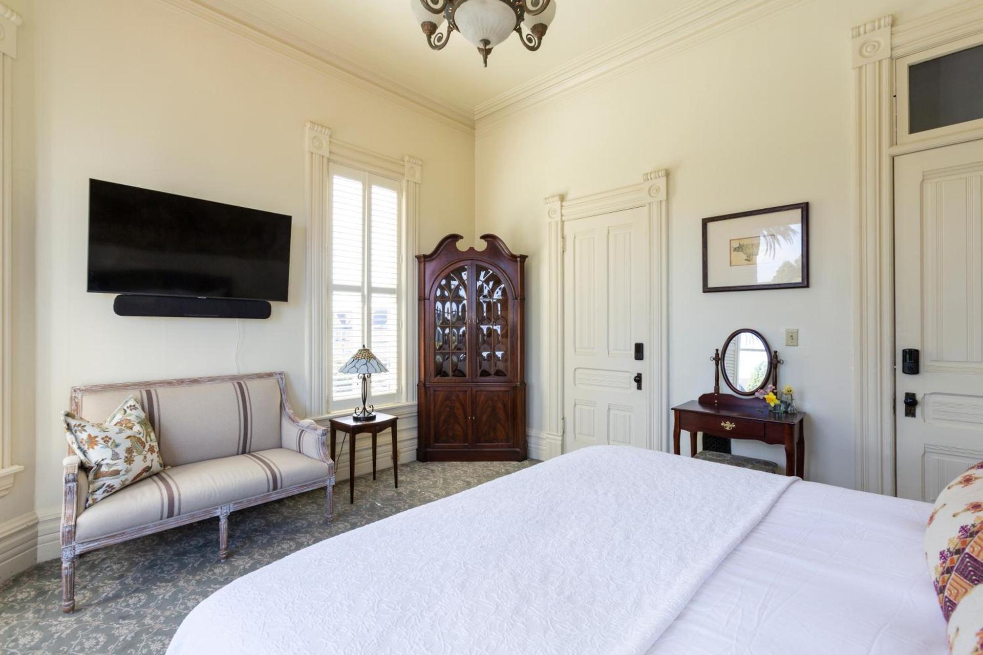 Pinc Lady Mansion photo 27