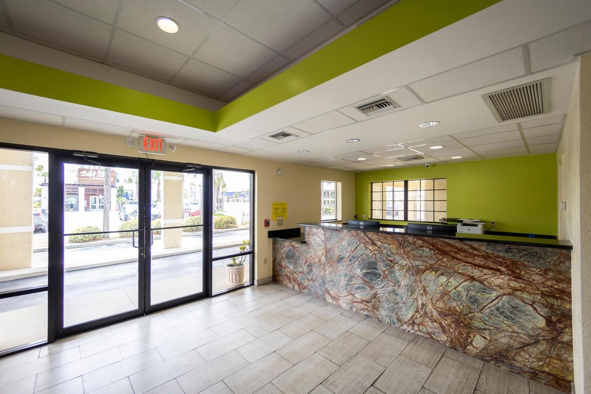 Ocean Breeze Inn photo 13