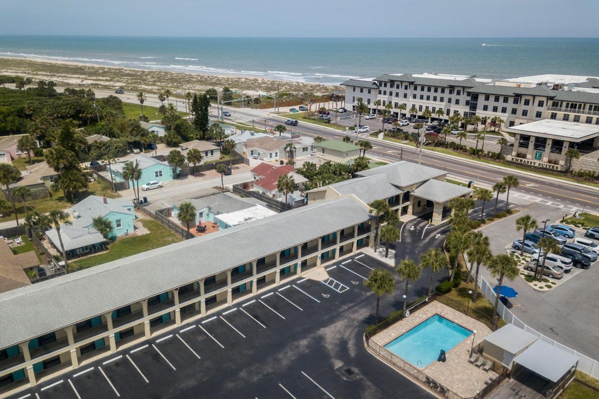 Ocean Breeze Inn photo 25