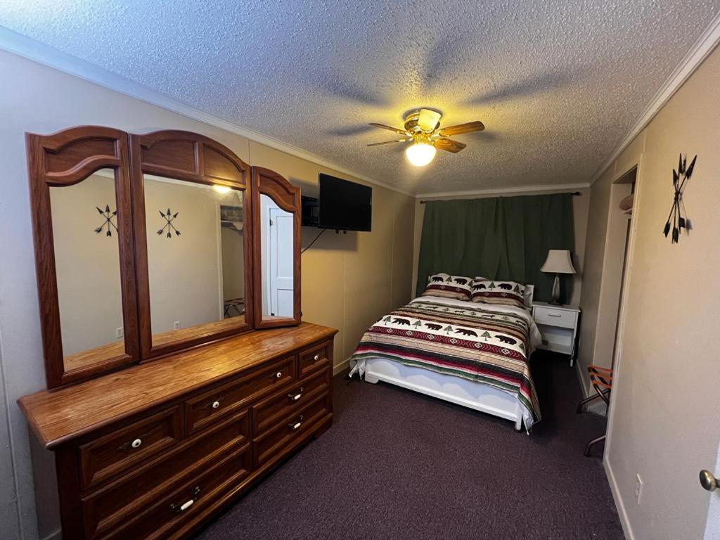 Whetstone Bay Lodge photo 18