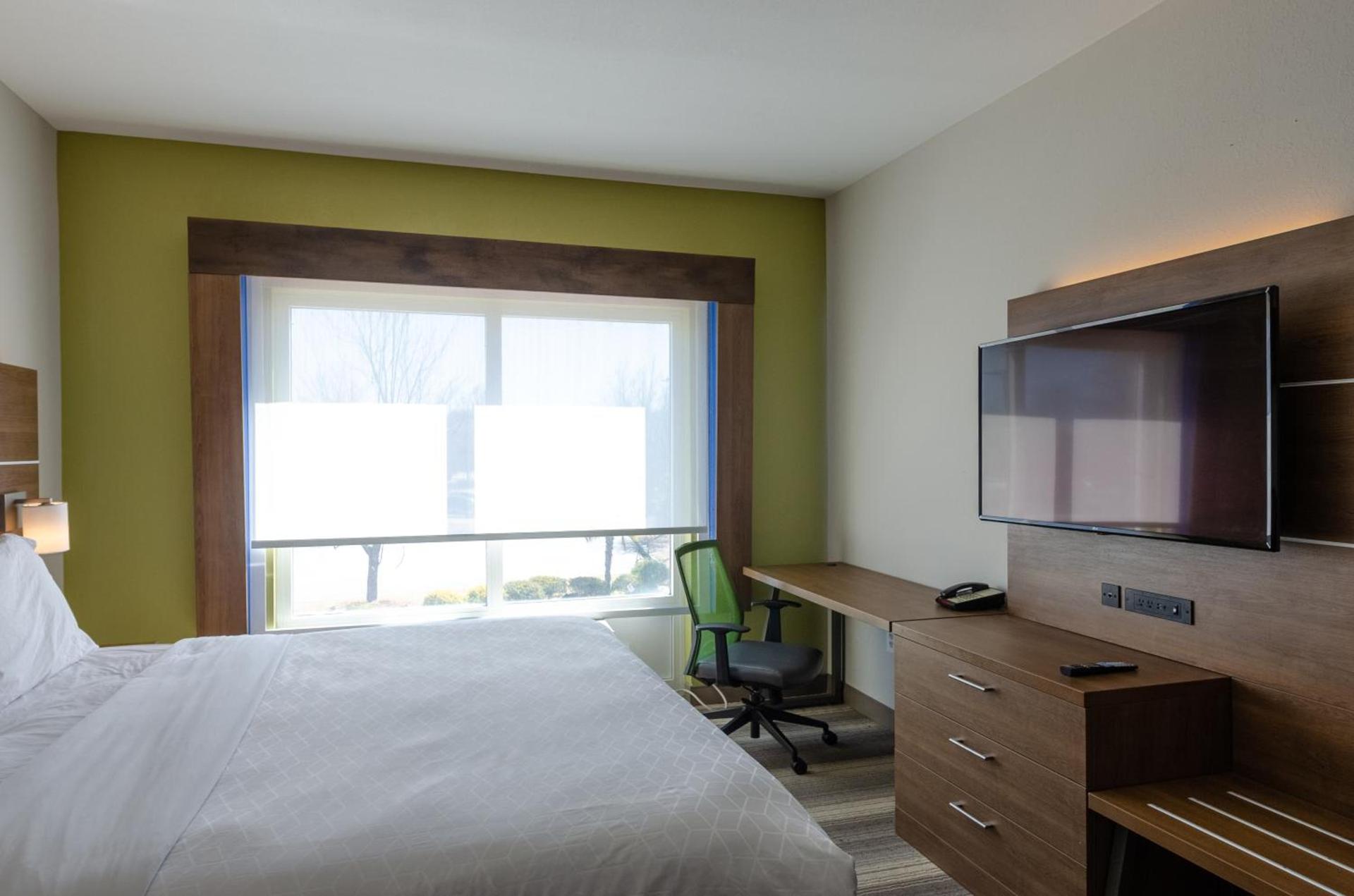 Holiday Inn Express Hotel & Suites Atlanta Airport West - Camp Creek by IHG photo 17