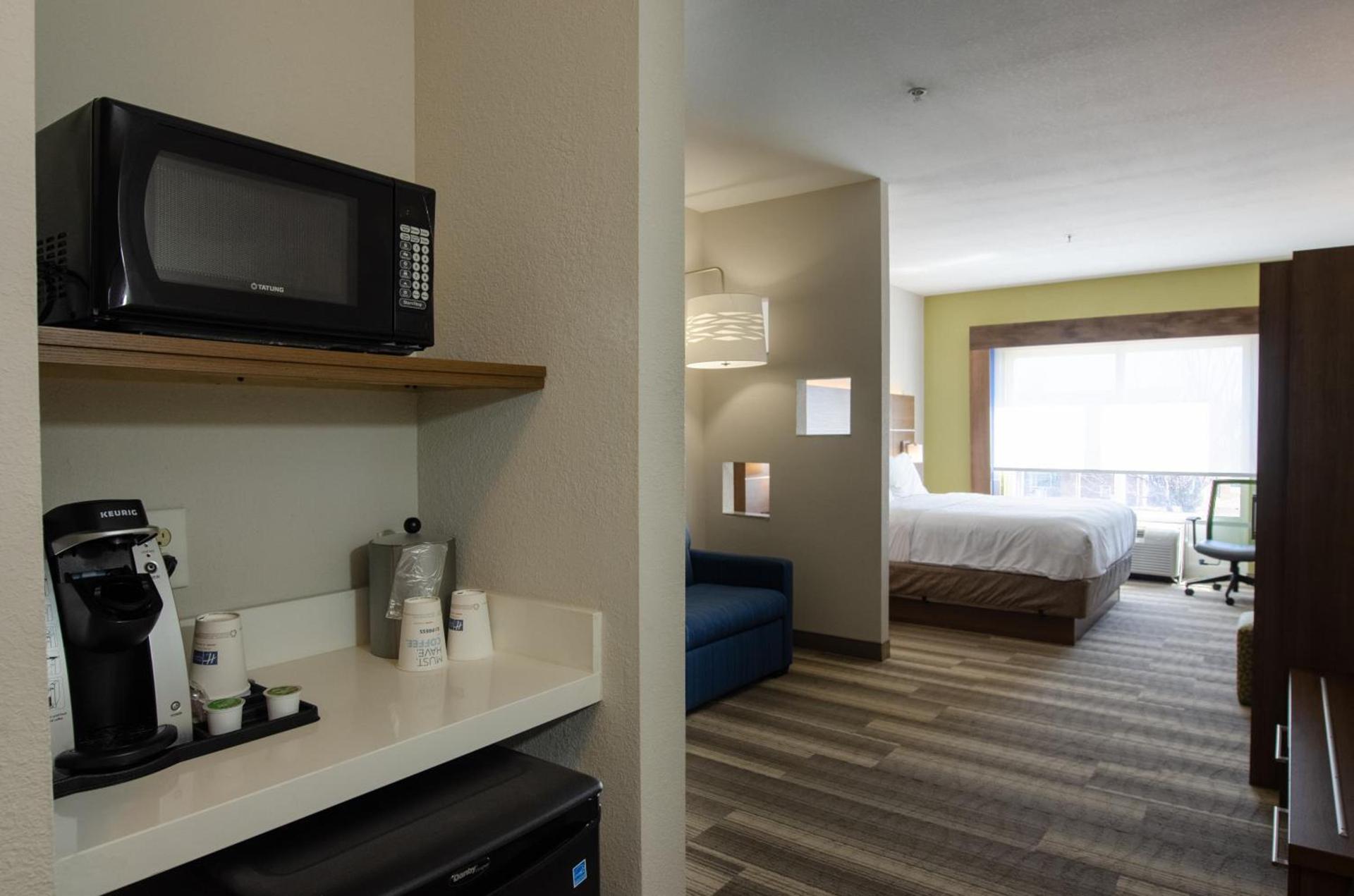 Holiday Inn Express Hotel & Suites Atlanta Airport West - Camp Creek by IHG photo 16