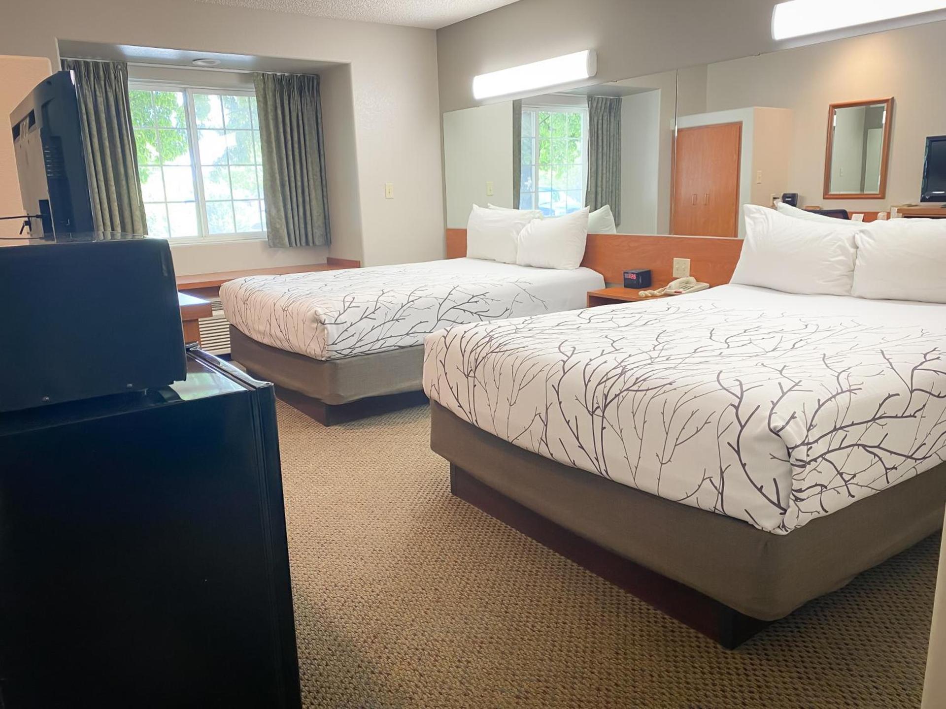 Monument Inn & Suites photo 35