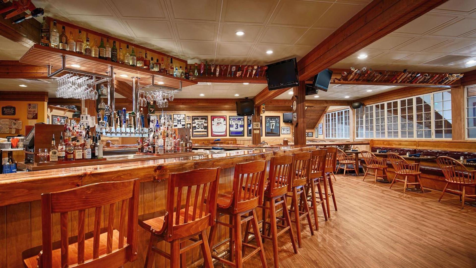 Best Western Plus Windjammer Inn & Conference Center photo 28